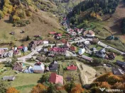Casă/ Pensiune la gri de vânzare Dâmbovicioara, Piatra Craiului 