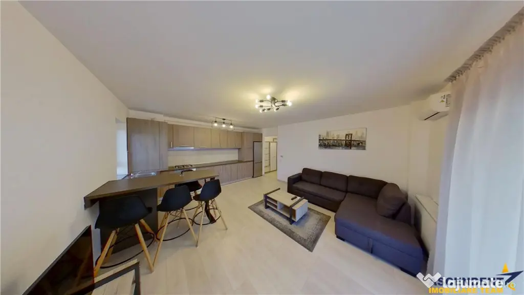 TUR 3D!Apartament modern cu 3 camere, parcare, boxa, zona Co - Brasov (Brasov)