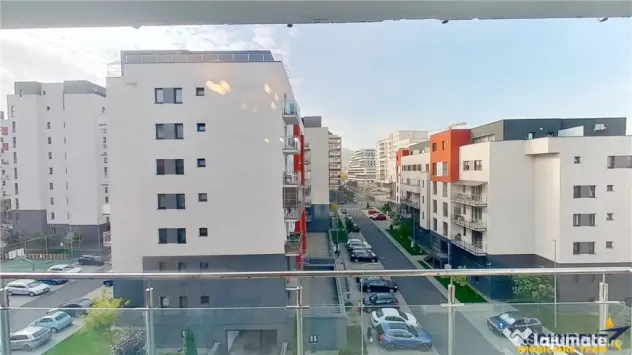 TUR 3D!Apartament modern cu 3 camere, parcare, boxa, zona Co - Brasov (Brasov)