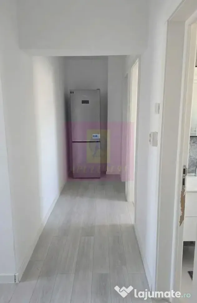Vanzare apartament 3 camere Bd. Unirii stradal-Centru Civic - Bucuresti (Bucuresti-Ilfov)