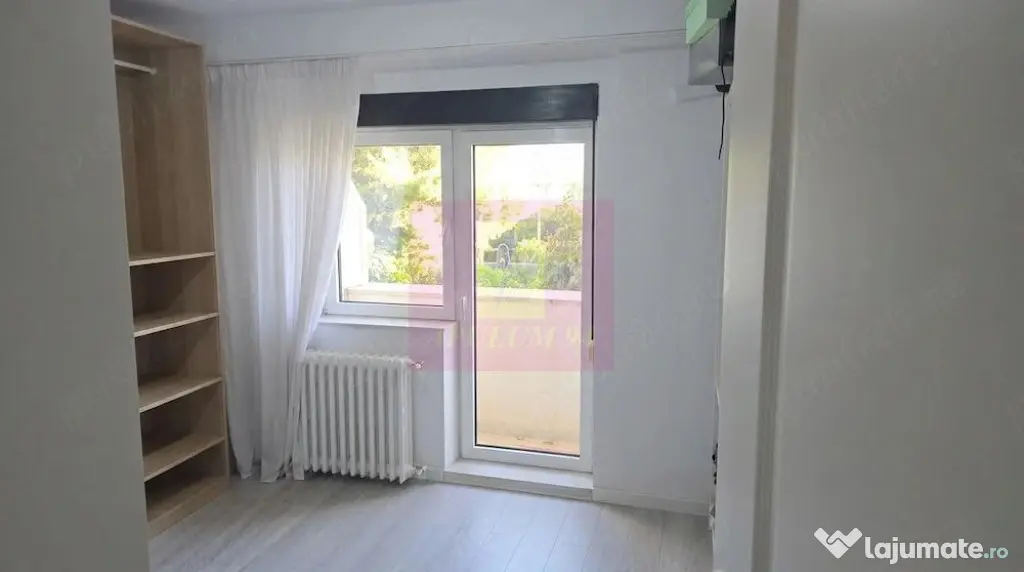 Vanzare apartament 3 camere Bd. Unirii stradal-Centru Civic - Bucuresti (Bucuresti-Ilfov)