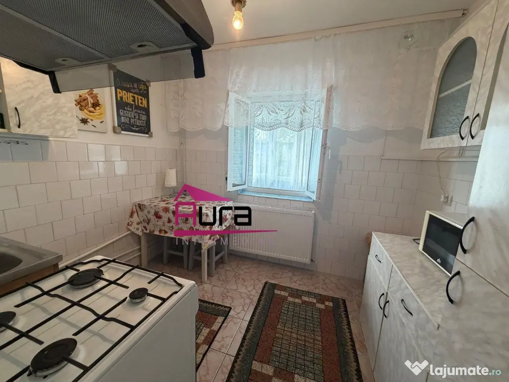 Inchiriez apartament 3 camere cartier e3 - Tulcea (Tulcea)
