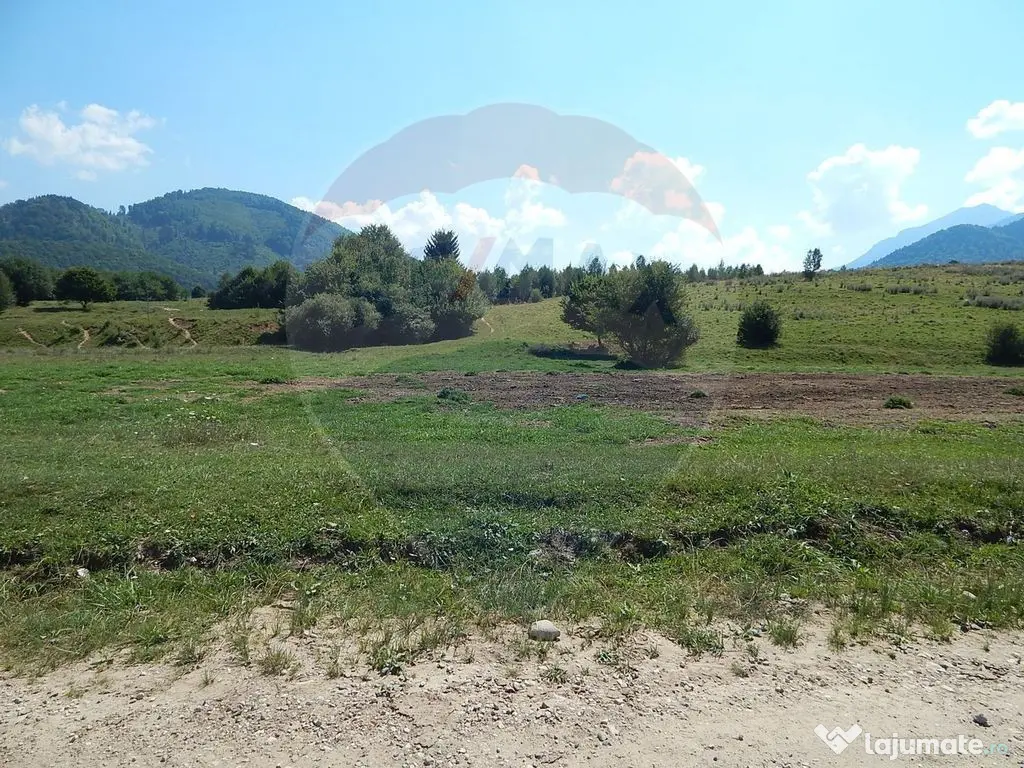 Teren Rasnov - Glajerie, 1225mp, teren drept, acces usor - Rasnov (Brasov)