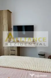 Str. Gradinari - 4 camere - 442 mp teren - mobilata si utilata lux 