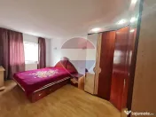 Apartament cu 4 camere de închiriat la etajul 2 