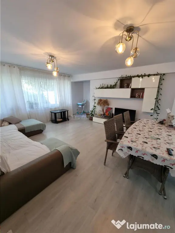 Casa-Vila Noua la intrare in Buzescu P M - Buzescu (Teleorman)