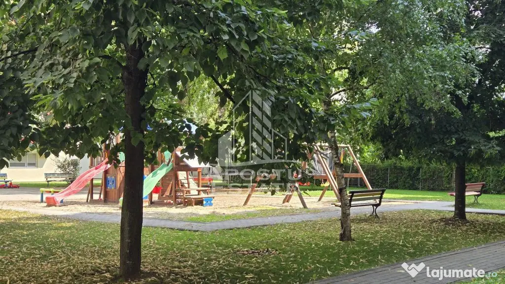Apartament de vanzare cu 3 camere, bloc nou, centrala proprie,Aradului - Timisoara (Timis)