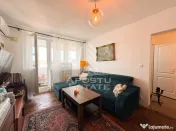 Apartament 2 camere, renovat, etaj 8, panoramica, Stadion - Hunedoara 