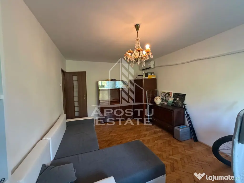 Apartament cu 2 camere de vanzare,decomandat ,Zona Aradului,Timisoara - Timisoara (Timis)