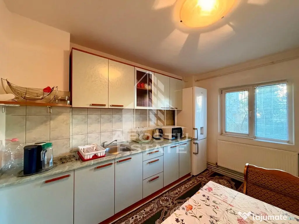Apartament cu 3 camere de vanzare, zona Aradului, Timisoara - Timisoara (Timis)