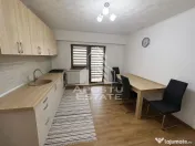 Apartament de vanzare cu 2 camere, semidecomandat, zona Soarelui