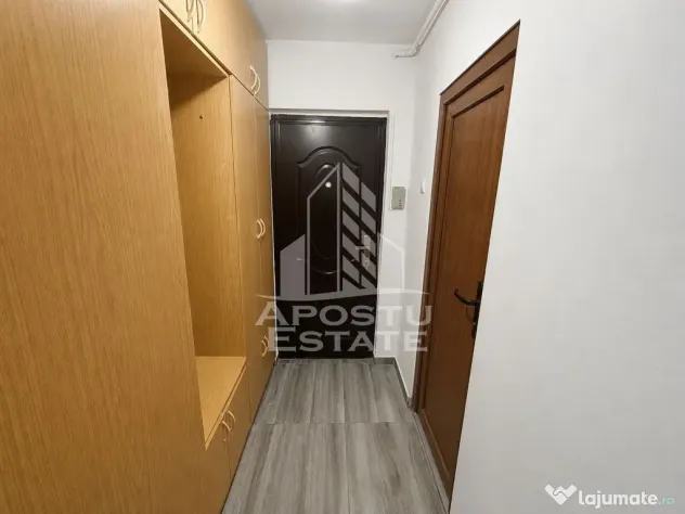 Apartament de vanzare cu 2 camere, semidecomandat, zona Soarelui - Timisoara (Timis)