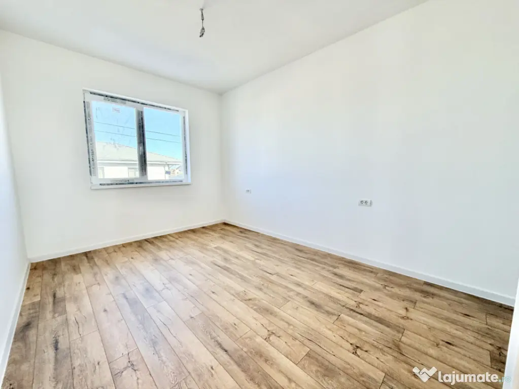 Duplex 4 camere - Izolatie fonica - Cartier complet asfaltat - Mosnita Noua (Timis)