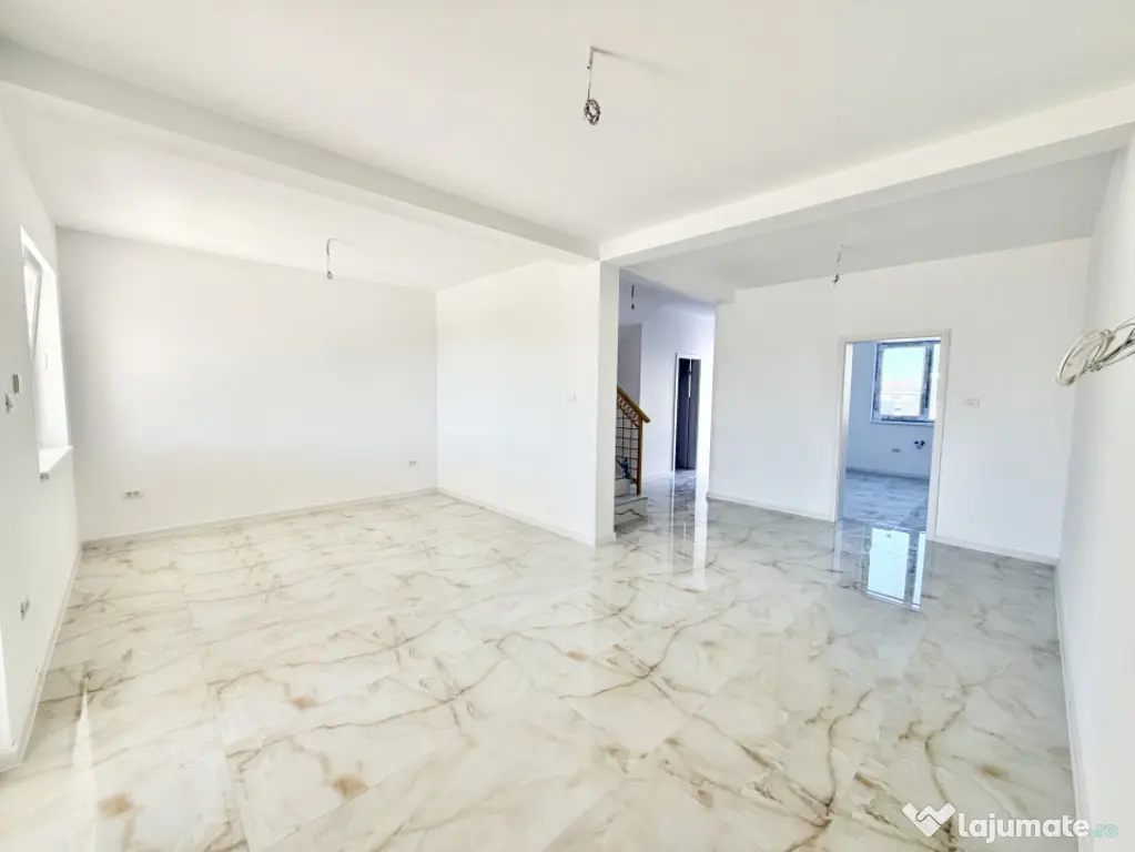 Duplex 4 camere - Izolatie fonica - Cartier complet asfaltat - Mosnita Noua (Timis)