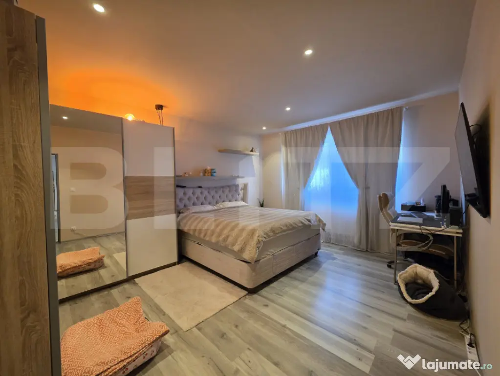 Casă de vânzare cu 3 camere,135mp,zona Unio Satu Mare - Satu Mare (Satu-Mare)
