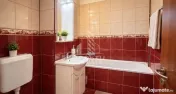 Apartament 3 camere decomandat | 65 mp | 2 bai | zona Baba Dochia 