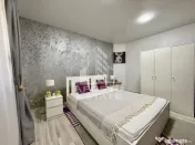 Apartament cu 2 camere si curte de vanzare in Complexul Studentesc 