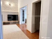 Apartament spațios la casă, 3 camere, 130 mp, 2 băi și c 