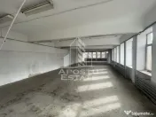 Spatiu comercial 1050 mp si 812 mp teren, in zona Sagului. 