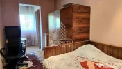 Apartament de vanzare cu 3 camere, etaj intermediar, zona Dacia 