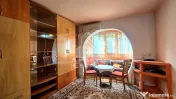 Apartament de vanzare cu 3 camere, etaj intermediar, zona Dacia 