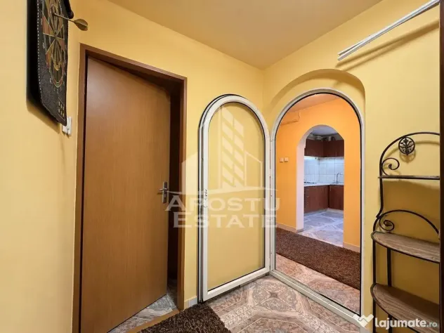Apartament cu 3 camere, 2 bai, 2 balcoane, zona Vladeasa - Timisoara (Timis)