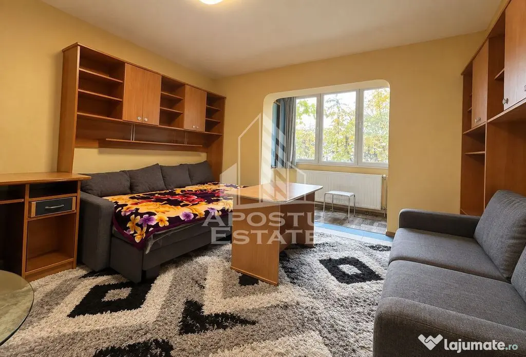 Apartament cu 3 camere, 2 bai, 2 balcoane, zona Vladeasa - Timisoara (Timis)