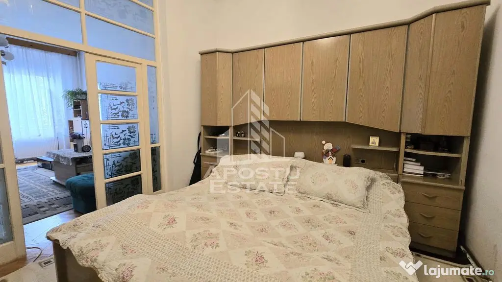 Casa individuada de vanzare cu 7 camere, zona Odobescu, comision 0% - Timisoara (Timis)