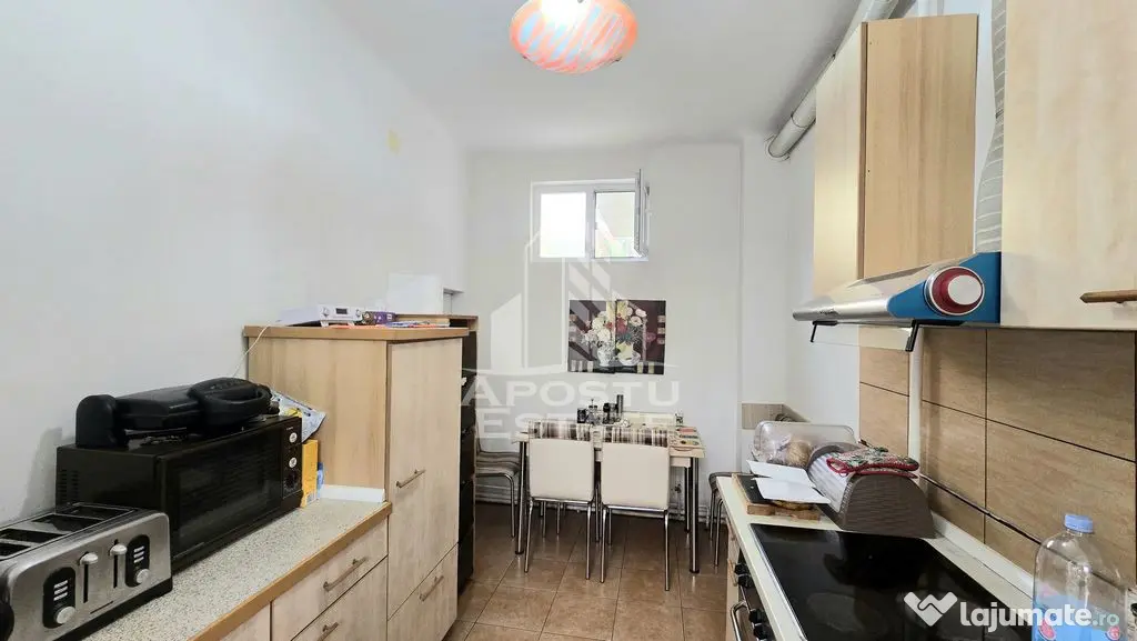 Casa individuada de vanzare cu 7 camere, zona Odobescu, comision 0% - Timisoara (Timis)