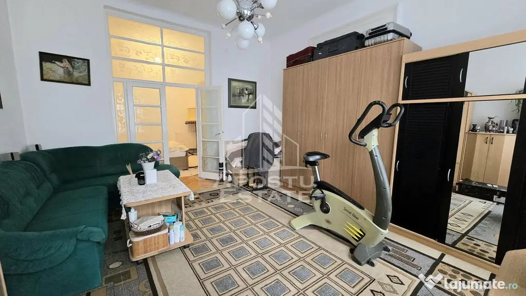 Casa individuada de vanzare cu 7 camere, zona Odobescu, comision 0% - Timisoara (Timis)