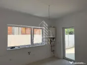 Duplex de vanzare cu 4 camere si 2 bai ,Ghiroda 
