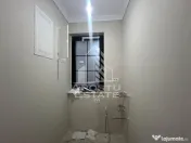 Duplex deosebit Dumbravita- spre pădure zona centrala 