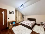 Casa 4 camere de vanzare, 2 bai, teren 535 Mp, Mosnita Noua 