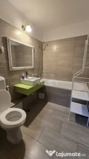 4 camere Teiul Doamnei, et. 2, an 1982, 85 mp, renovat