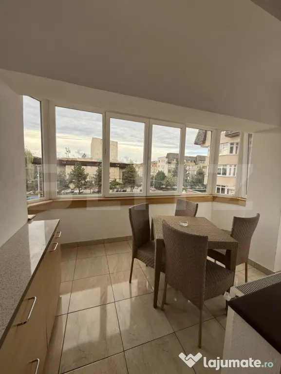 Apartament 3 camere, 76 mp, zona Centrală - Targu Jiu (Gorj)