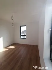 Duplex 4 camere Mosnita - Pozitie centrala- asfalt - Comisio 