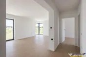 Vila Sanpetru, intabulata, constructie noua, zona Lempes 