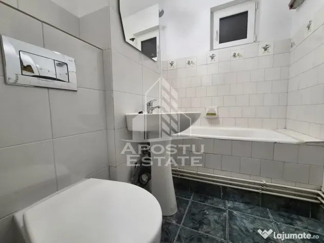 Apartament 4 camere,zona Malul Muresului - Arad (Arad)