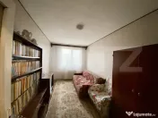 Apartament cu 3 camere decomandat,64 mp, etaj intermediar.zo 