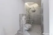 Apartament cu 2 camere, 80 mp utili, zona Ultracentrala