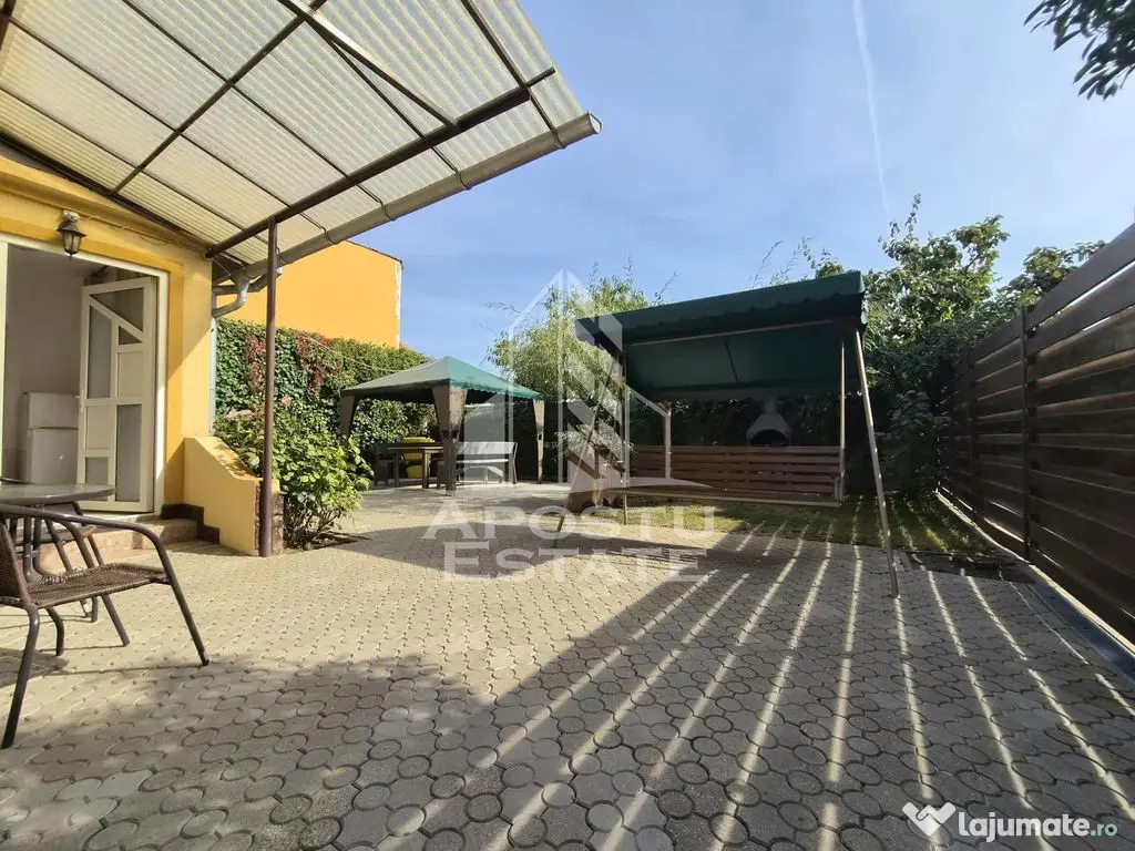Casa cu doua apartamente,zona Gradiste - Arad (Arad)