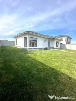 De Vanzare Teghes/Domnesti/Casa Individuala 4 camere/400m2 T