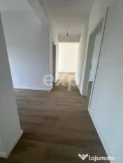 De Vanzare Teghes/Domnesti/Casa Individuala 4 camere/400m2 T 