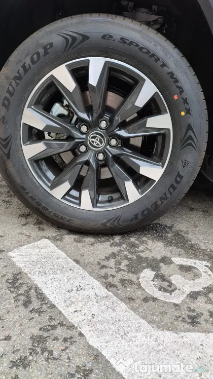 Vand 4 anvelope tip DUNLOP SPORT e.MAXX .
