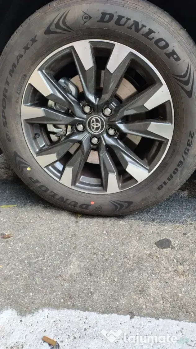 Vand 4 anvelope tip DUNLOP SPORT e.MAXX .