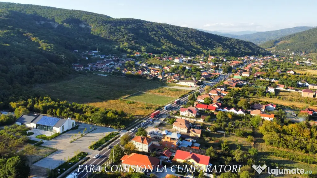TEREN 3148 MP, BUJORENI - MUZEUL SATULUI, DESCHIDERE LA DN7 - Bujoreni (Valcea)