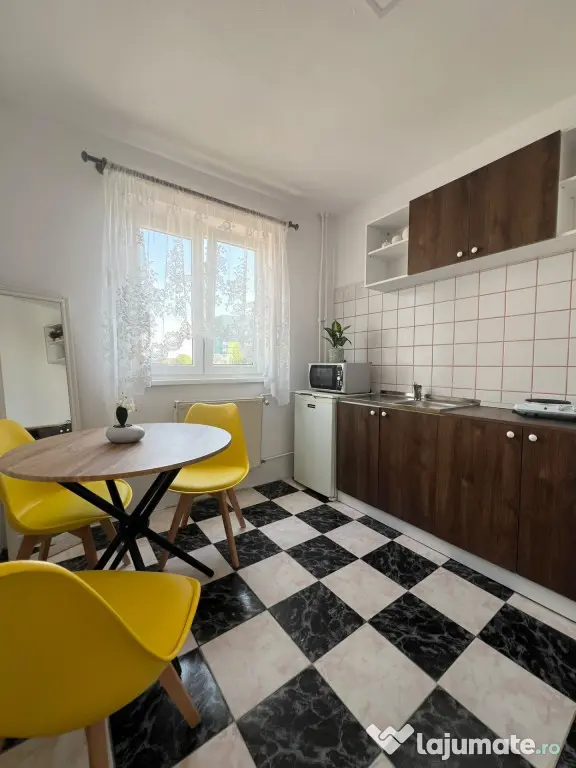 Garsoniera, 23mp utili, etaj 3 - zona Complex Studentesc - Timisoara (Timis)