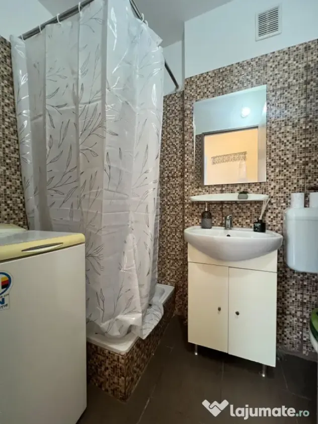 Garsoniera, 23mp utili, etaj 3 - zona Complex Studentesc - Timisoara (Timis)