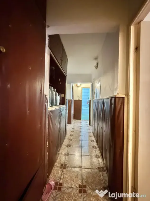 Apartament 4 camere, decomandat, etaj 1, zona Dambovita - Timisoara (Timis)
