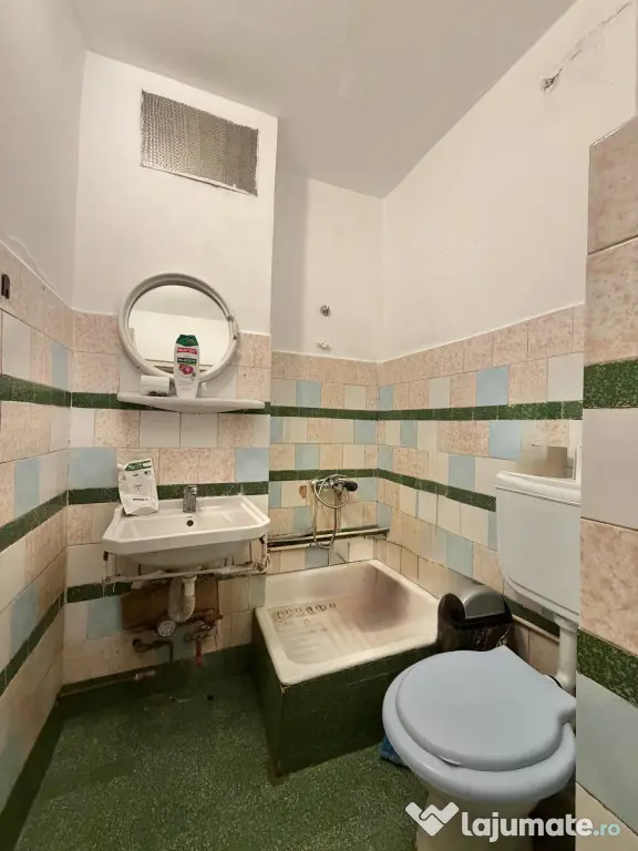 Apartament 4 camere, decomandat, etaj 1, zona Dambovita - Timisoara (Timis)